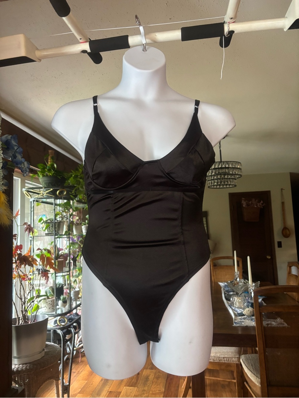 Women’s Sexy Sleek Black Satin Bodysuit With Spaghetti Straps Size Large